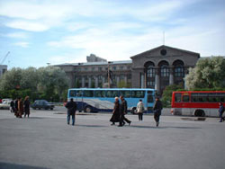 Здание УрГУ в Екатеринбурге